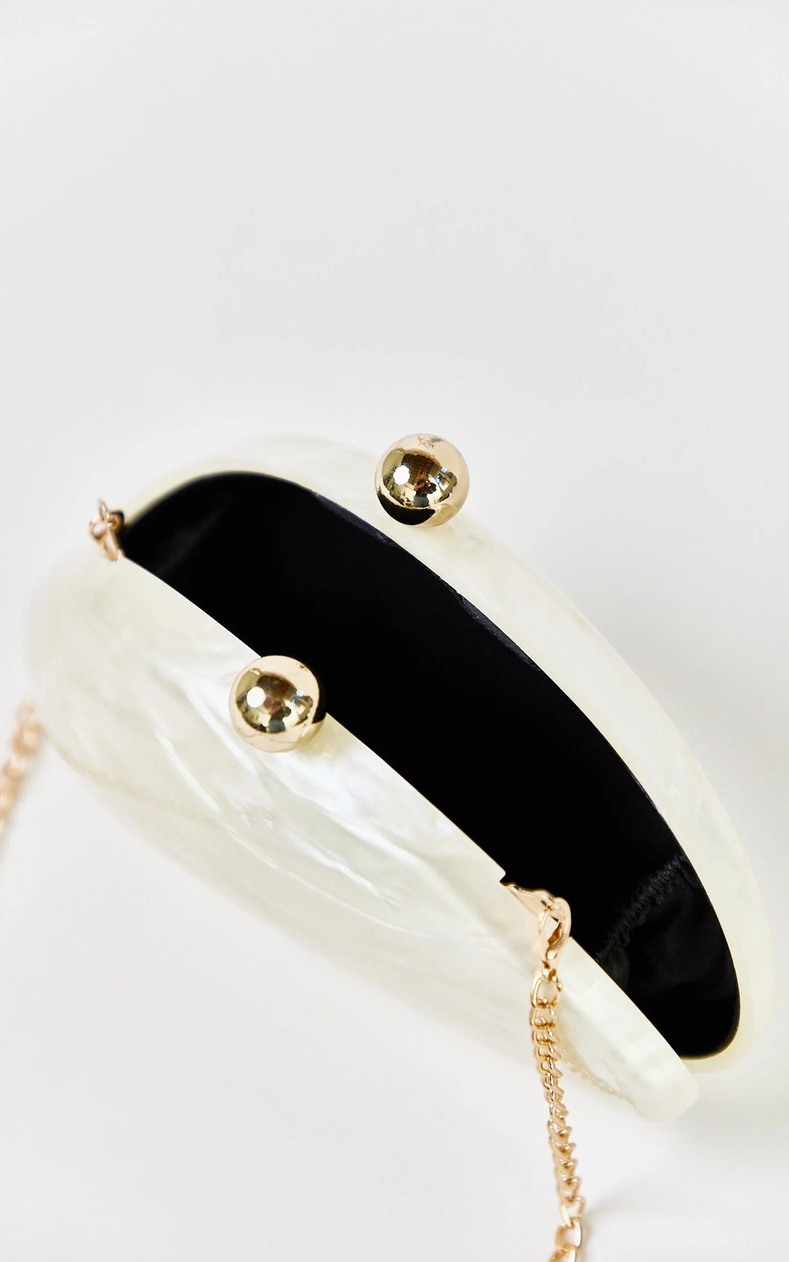 Nami Clutch Bag in Pearl