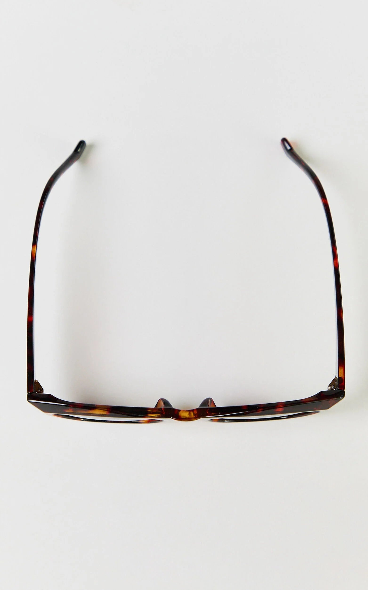 Wenalyn Sunglasses - Angular Cat Eye Sunglasses in Torte
