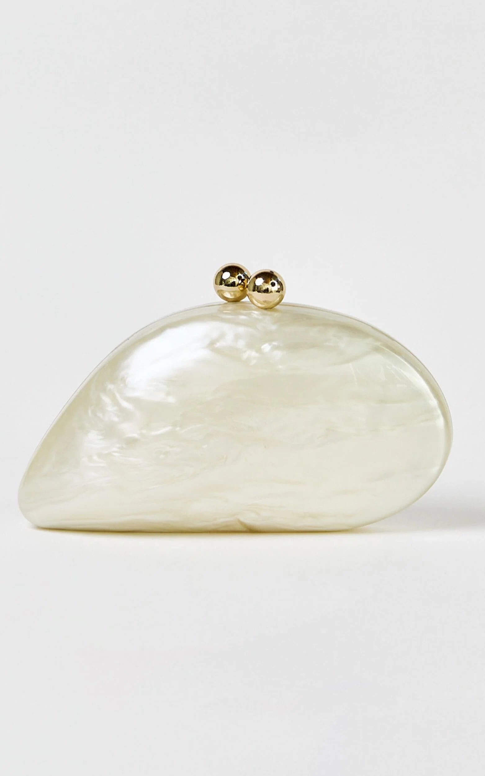 Nami Clutch Bag in Pearl