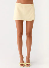 Gowon Low Rise Mini Skort - Butter Yellow